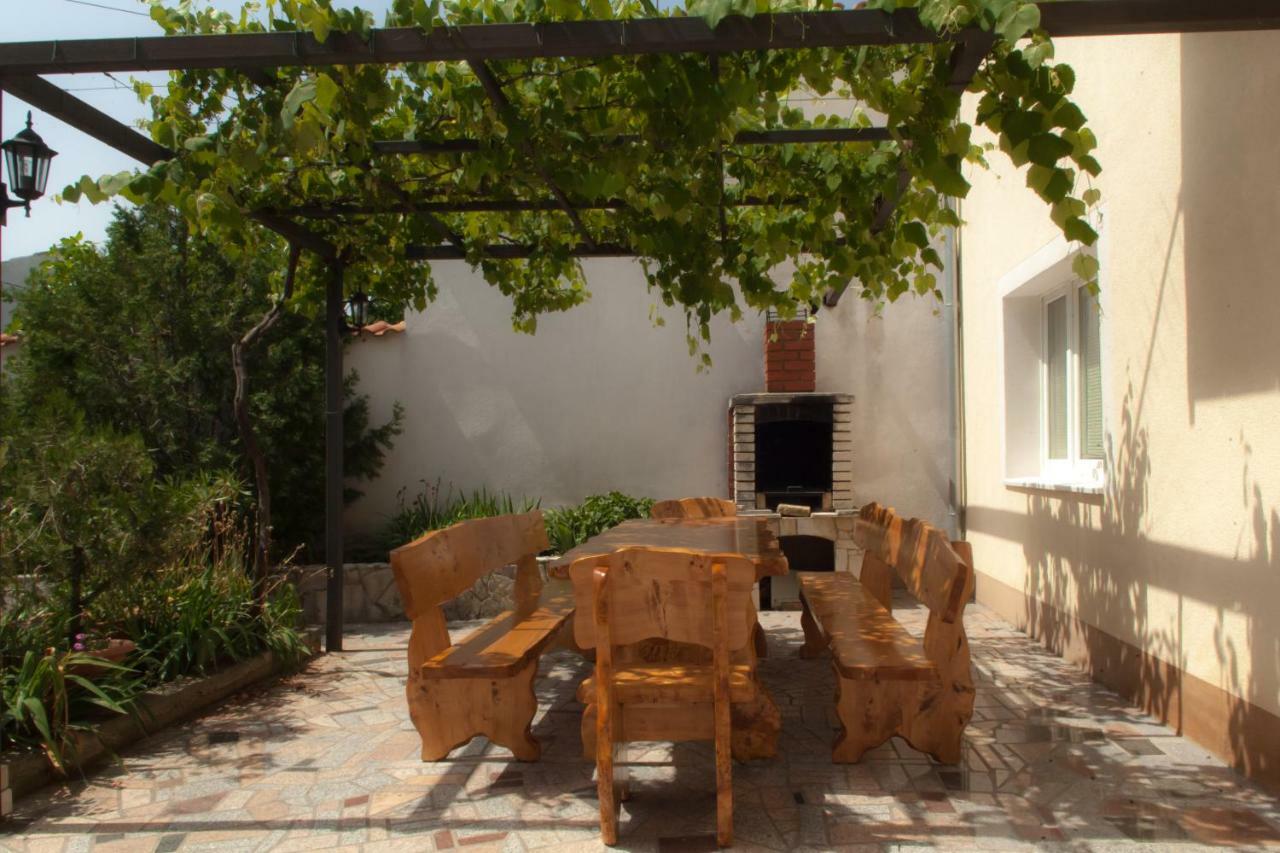 Holiday Home Domi Novi Vinodolski Bagian luar foto