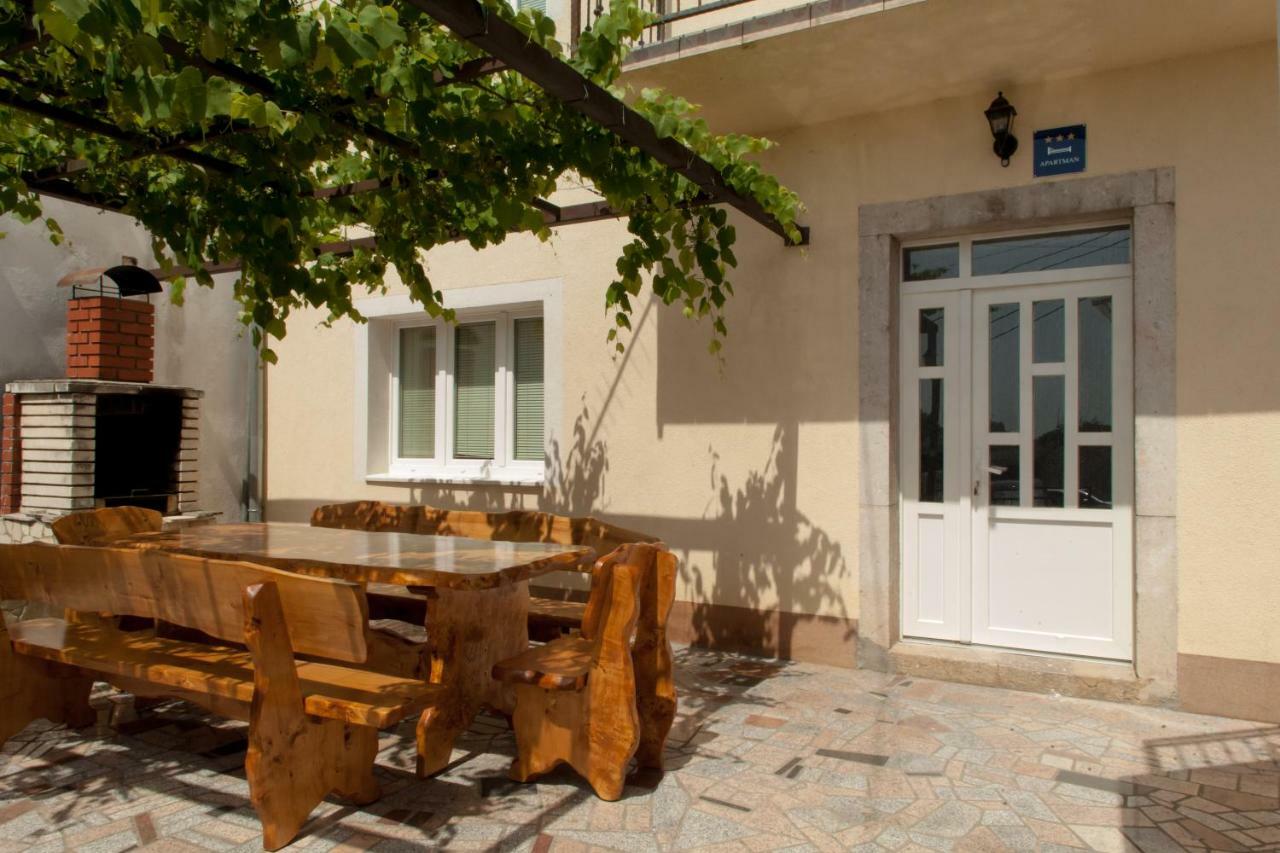 Holiday Home Domi Novi Vinodolski Bagian luar foto